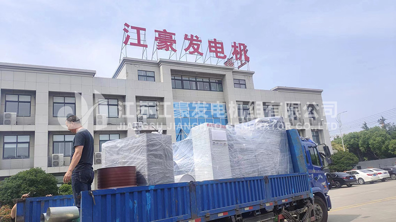 日常發貨-多臺多型柴油發電機組發貨